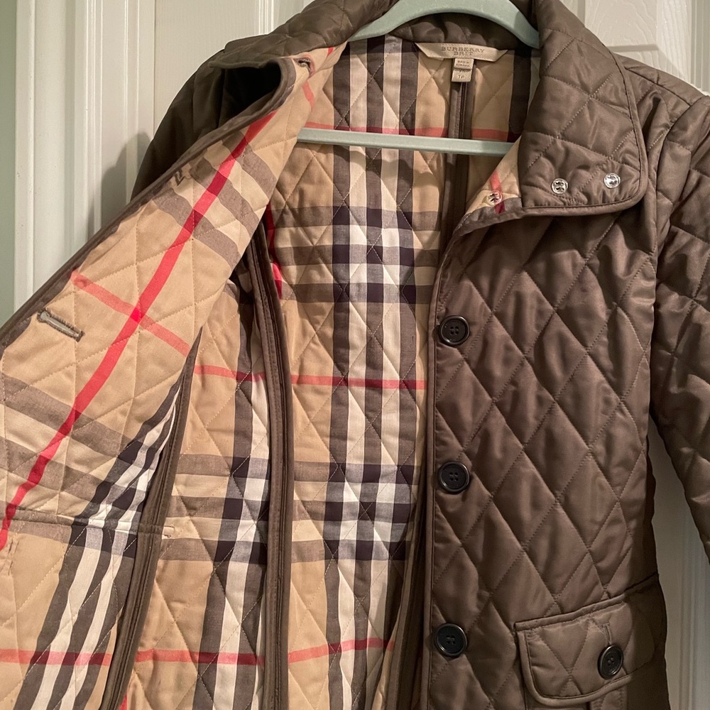 Burberry Quilted Jacket - Picture 5 of 11